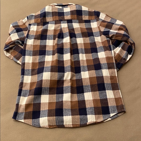 Red Head Flannel Button Down. Men's Medium. - Picture 3 of 3